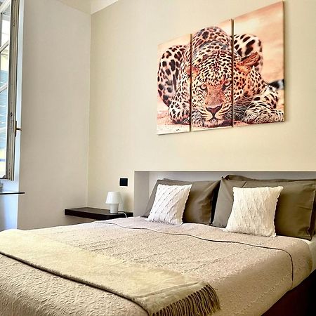 Charming Como - Apartment Downtown In The Pedestrian Area With 2 Double Bedrooms And 2 Complete Bathrooms A Spacious Living Room And Full Equipped Kitchen מראה חיצוני תמונה