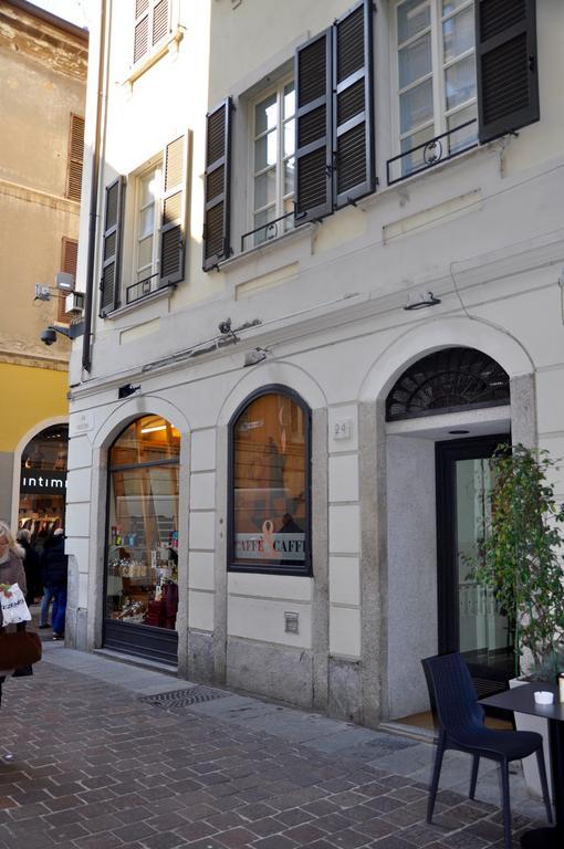 Charming Como - Apartment Downtown In The Pedestrian Area With 2 Double Bedrooms And 2 Complete Bathrooms A Spacious Living Room And Full Equipped Kitchen מראה חיצוני תמונה