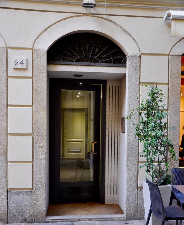 Charming Como - Apartment Downtown In The Pedestrian Area With 2 Double Bedrooms And 2 Complete Bathrooms A Spacious Living Room And Full Equipped Kitchen מראה חיצוני תמונה